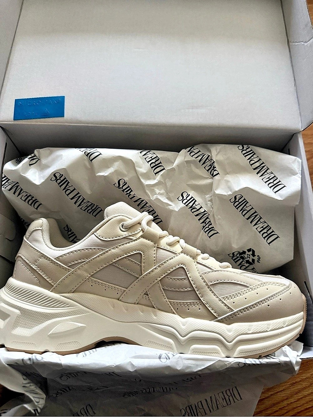 Women's Cream Sneakers Size 9